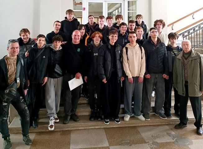 Ви зараз переглядаєте Екскурсія до сучасної лабораторії кріогенної техніки